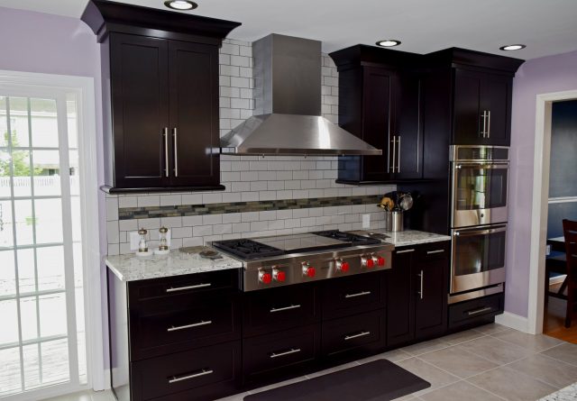 Give Your Kitchen Some Dash With A Gorgeous Backsplash